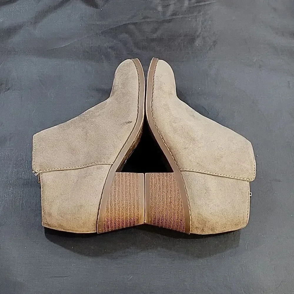 SODA ROUND TOE SLIP-ON TODDLER BOOT